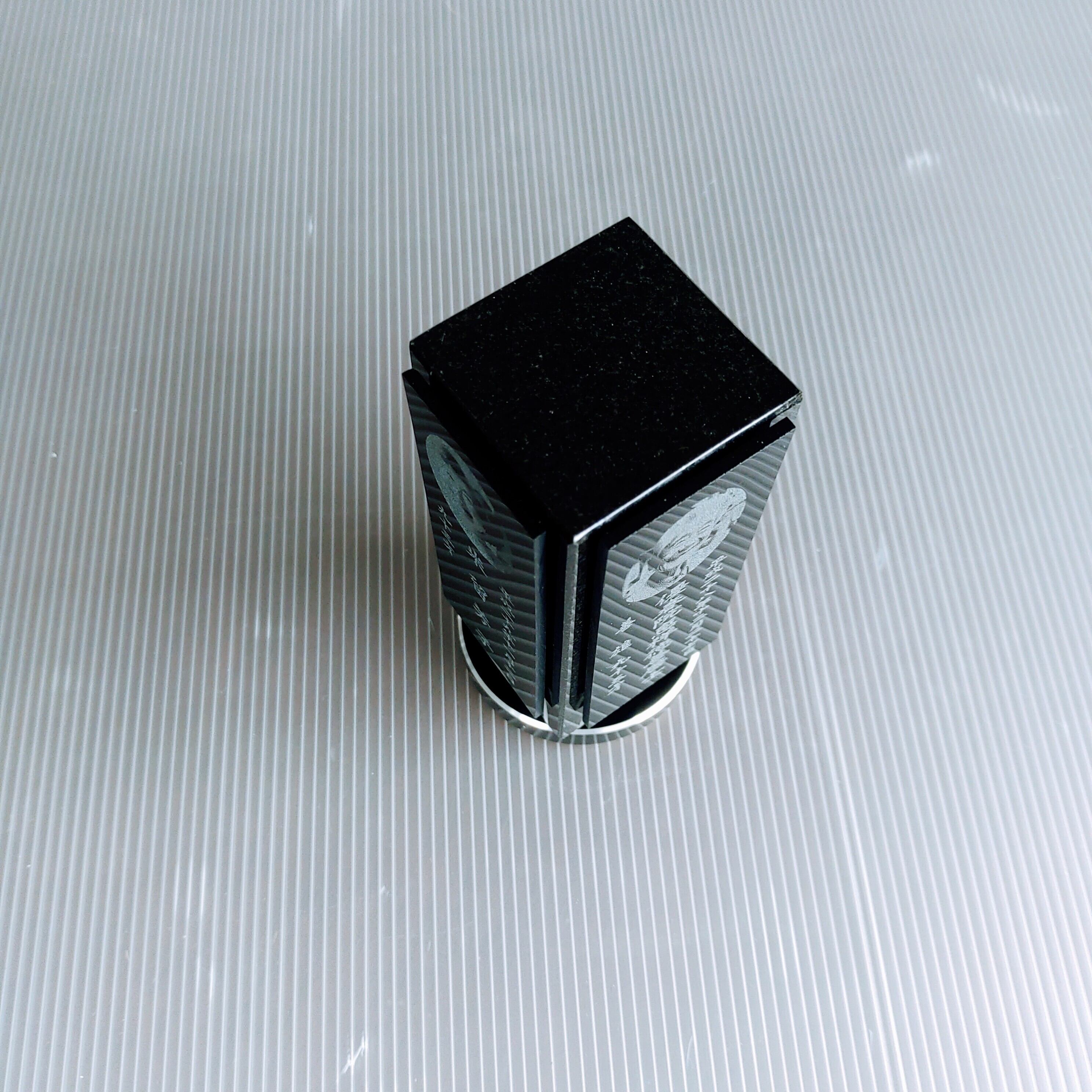 回転位牌　４人用悠想天回　4R50A黒　２名様分