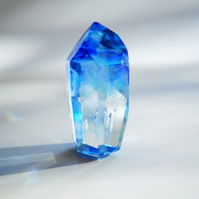 No.1203   空想鉱石硝子　『霞雨空・六角柱』