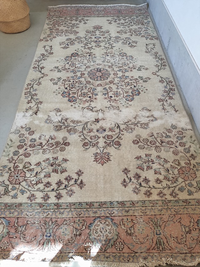 Turkish rug No.743