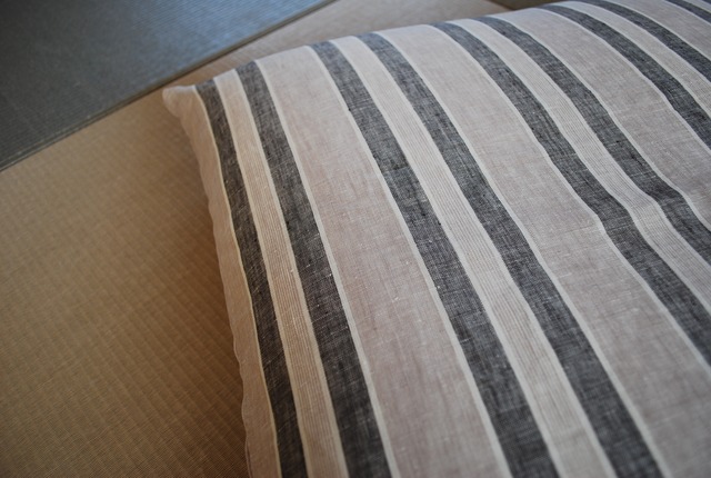 『先染めヨーロッパリネン座布団カバー』LINEN100%