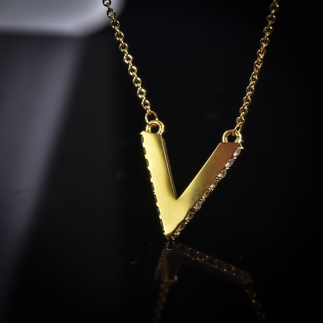 316L V zirconia necklace | ✯Lucliss Jewelry✯