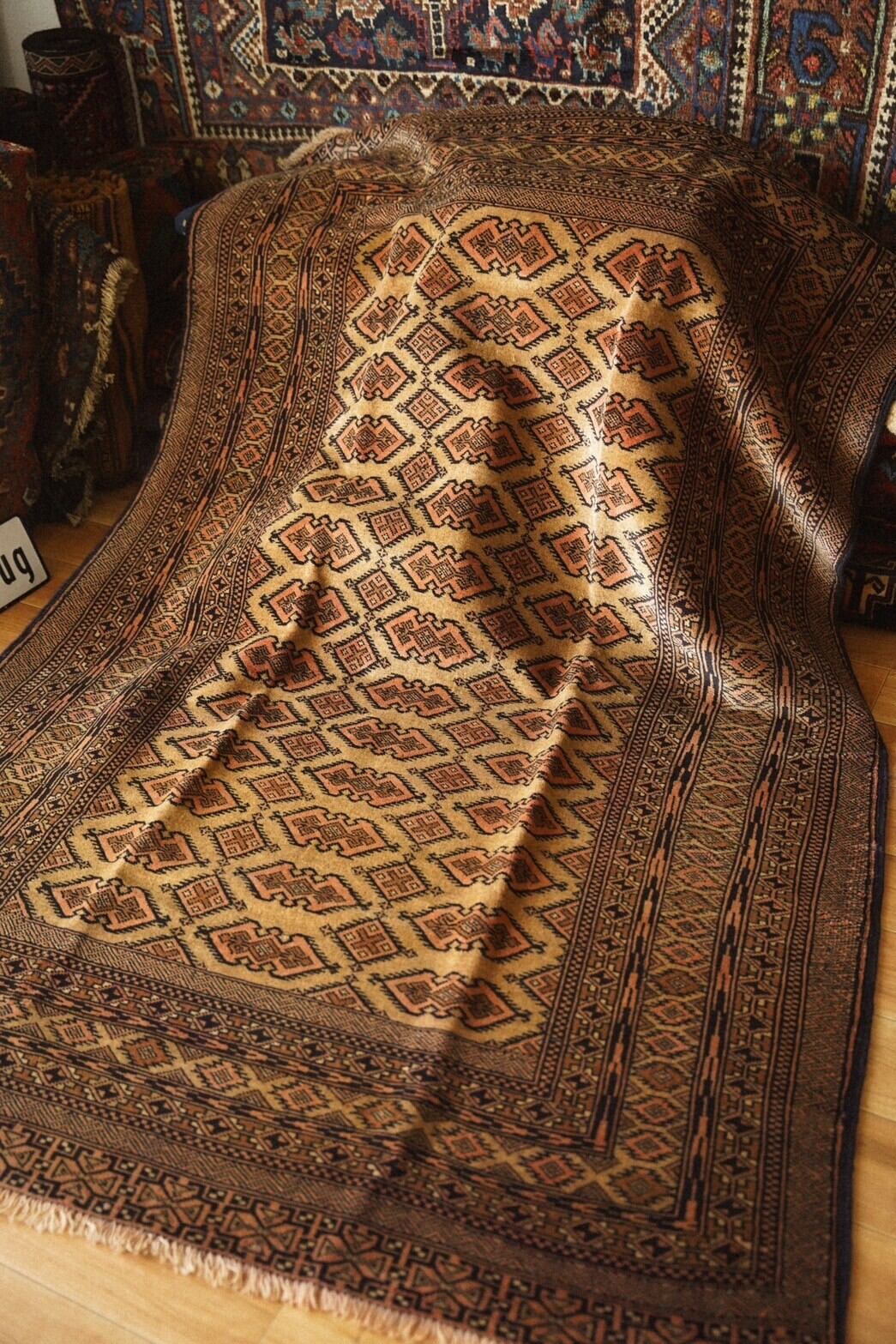 1222-Vintage Turkmen rug