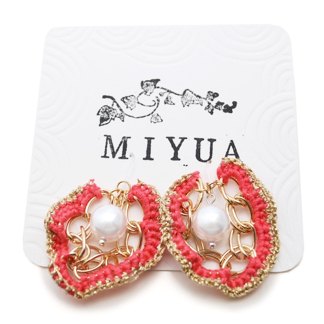 【SALE 20%off】miyua　カラーヤーン＆パールピアス（ピンク）