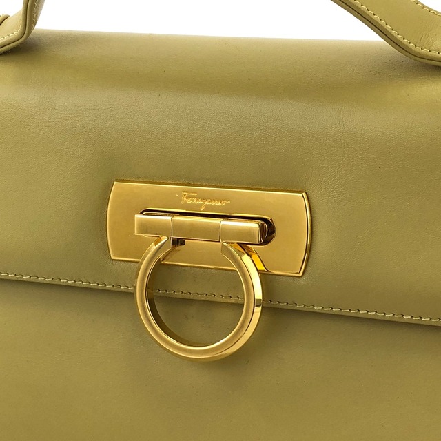Salvatore Ferragamo フェラガモ  ガンチーニ レザー 2way ショルダーバッグ イエロー vintage ヴィンテージ オールド ei4hpe
