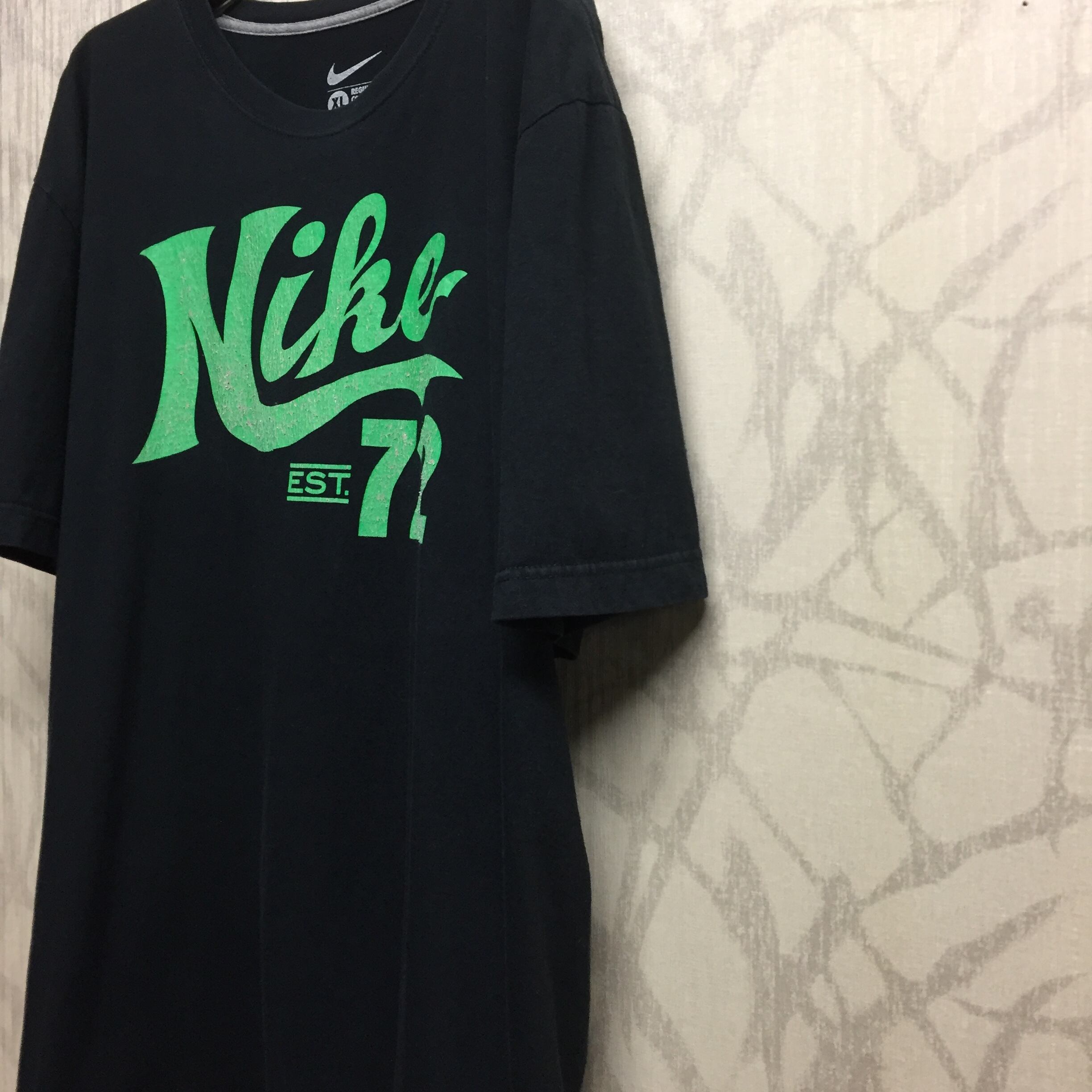 ナイキ Tシャツ　ビッグロゴ ブラック　グリーン　ビッグサイズ