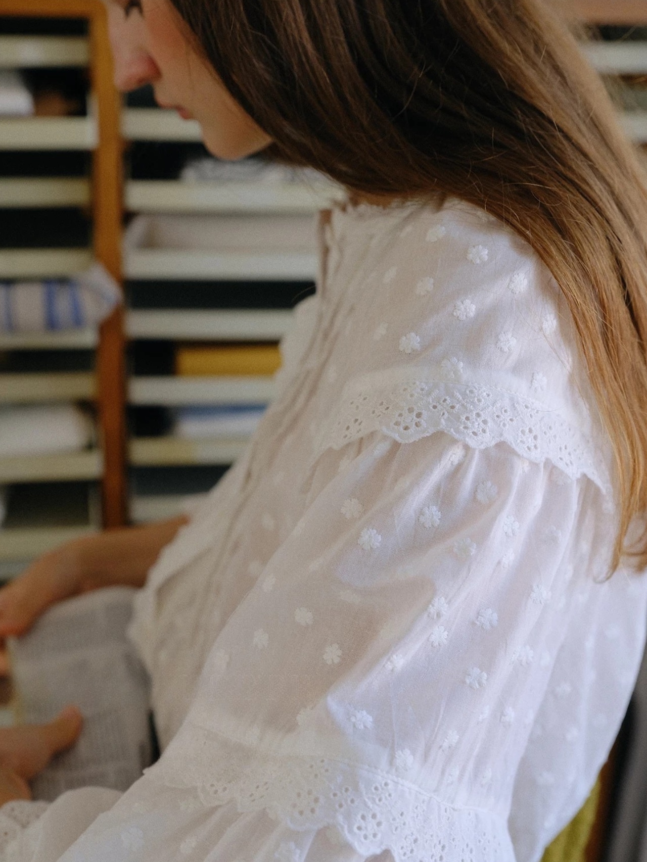Fleurette Embroidery Lace Puff Sleeve Blouse F0840