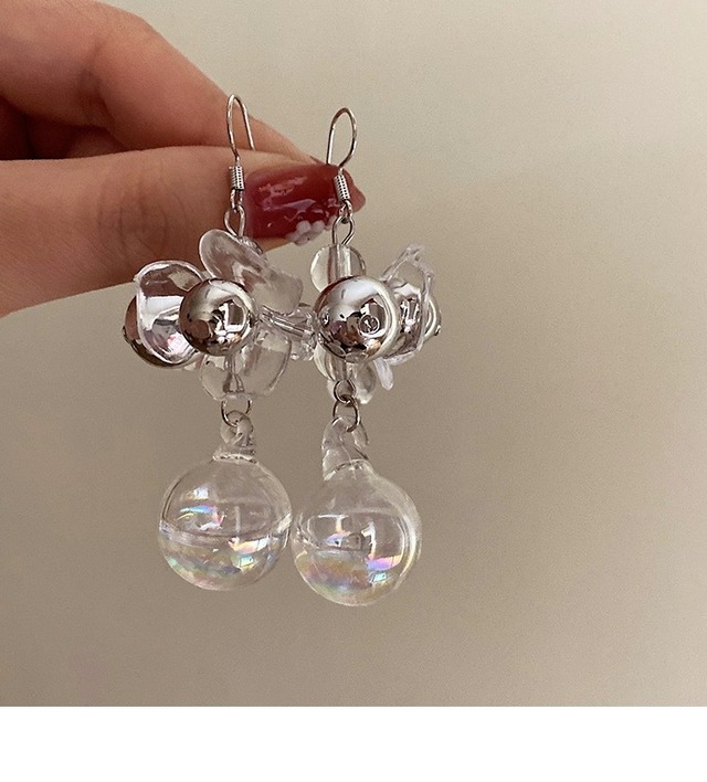 Long flowerbclear  pierce /ロングクリアフラワーピアス　韓国っぽピアス　シルバー925銀針ピアス　韓国アクセ　おしゃれアクセサリー　　ニュアンスピアス　LL24070101