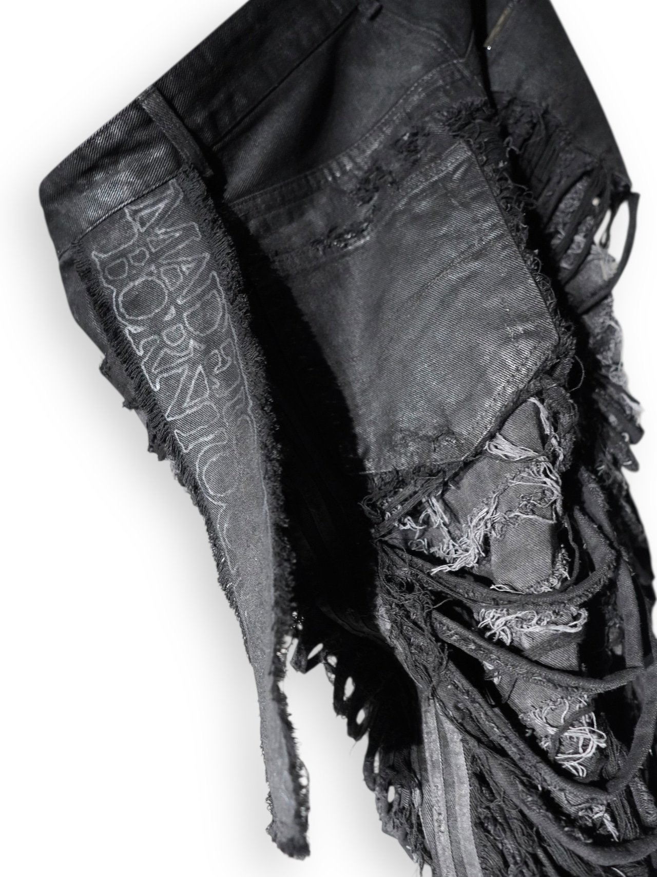 【DES'N'ATE】SHRED ERROR LINE DENIM JORTS