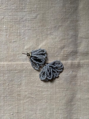 vintage gray pierce