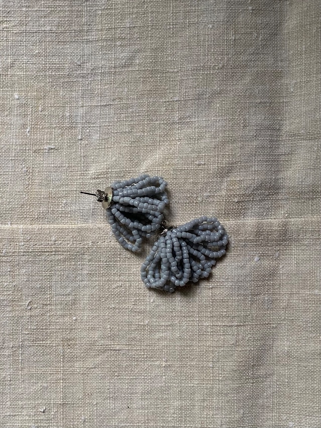 vintage gray pierce