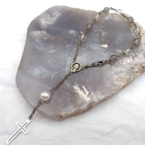 Rosary charm-祈り-【 grey agate× crystal 】