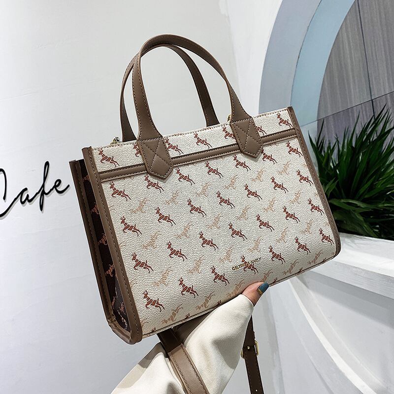 ウエスタンセンスネットレッドレディースバッグ2020新しい流行バージョンのオールマッチメッセンジャーバッグファッショントレンドショルダーバッグ Tiancai_Wing_Bag0180174