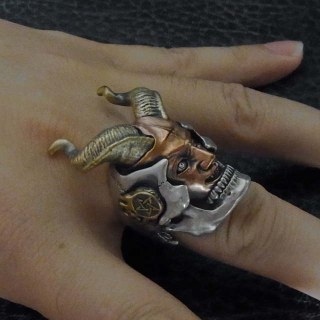 Incubus Ring | BLIND RABBIT