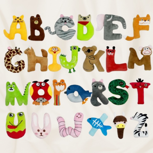 アニマル　アルファベット　イニシャル　おもちゃ