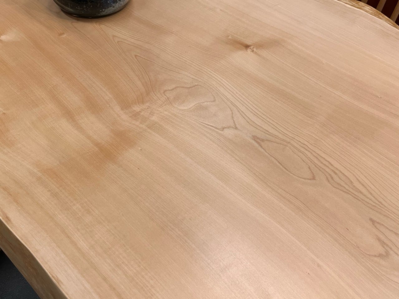 栃（トチ）_2800×830-710-770×59_浅草本店_テーブル天板/一枚板