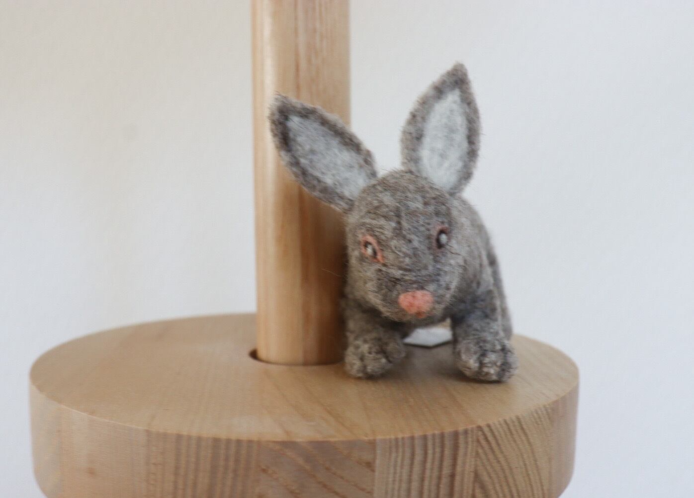 フェルトの動物シリーズ：灰色うさぎ | eje &