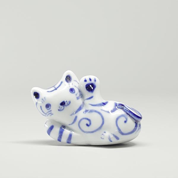 骨董品 陶器 虎 トラ 寅 タイガー 置物 磁器 干支 縁起物 工芸 白陶器 骨董品 陶器 虎 トラ 寅 タイガー 置物 磁器 干支 縁起物 工芸