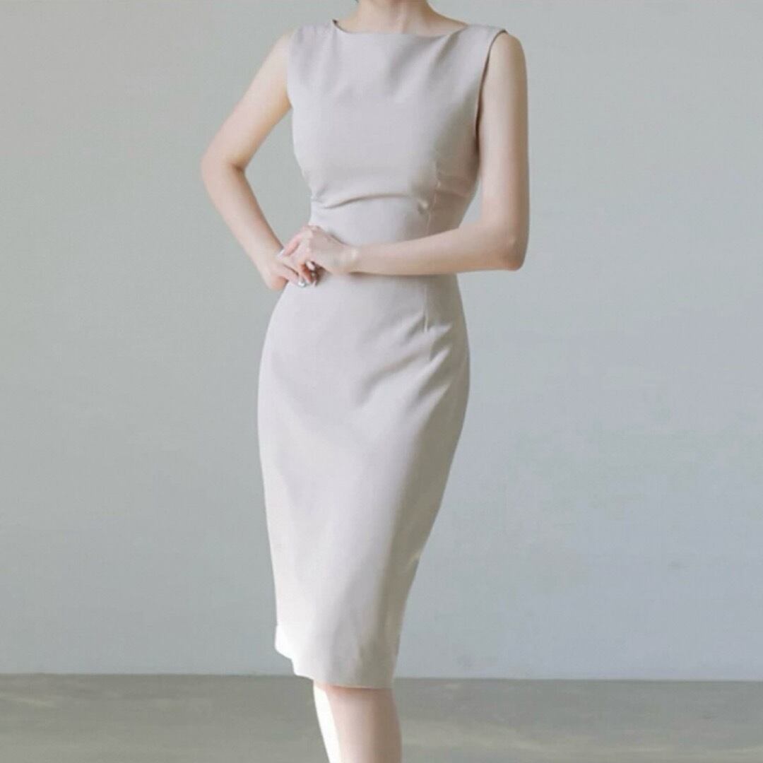 Tight silhouette elegant sleeveless dress 00109