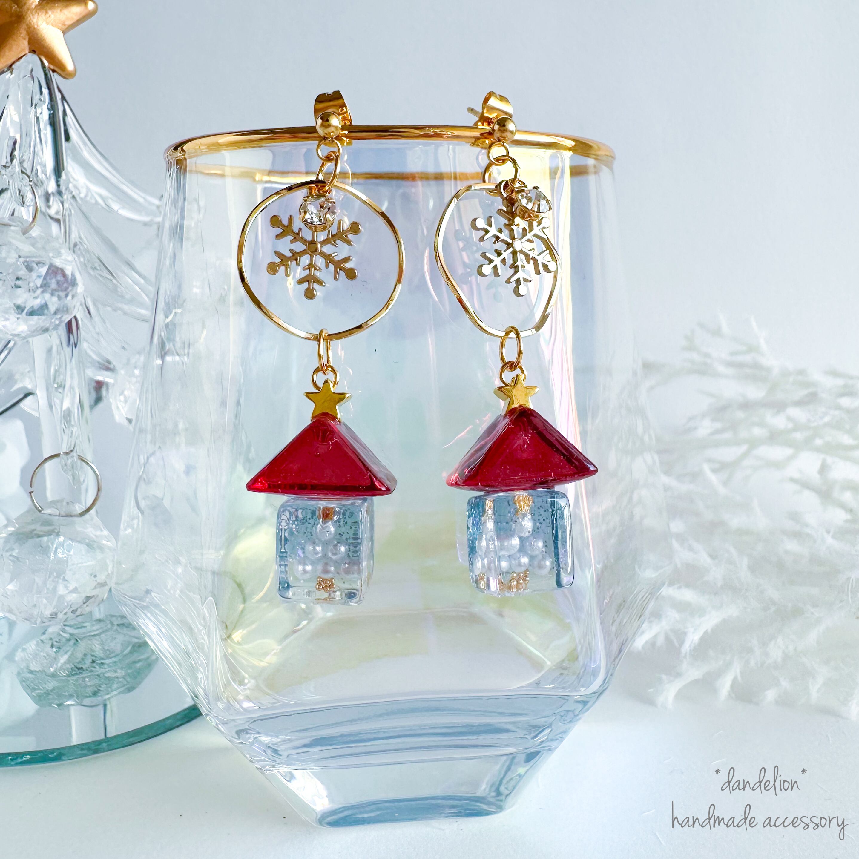 クリスマスツリーハウスピアス/イヤリング | *dandelion* ガラスドーム