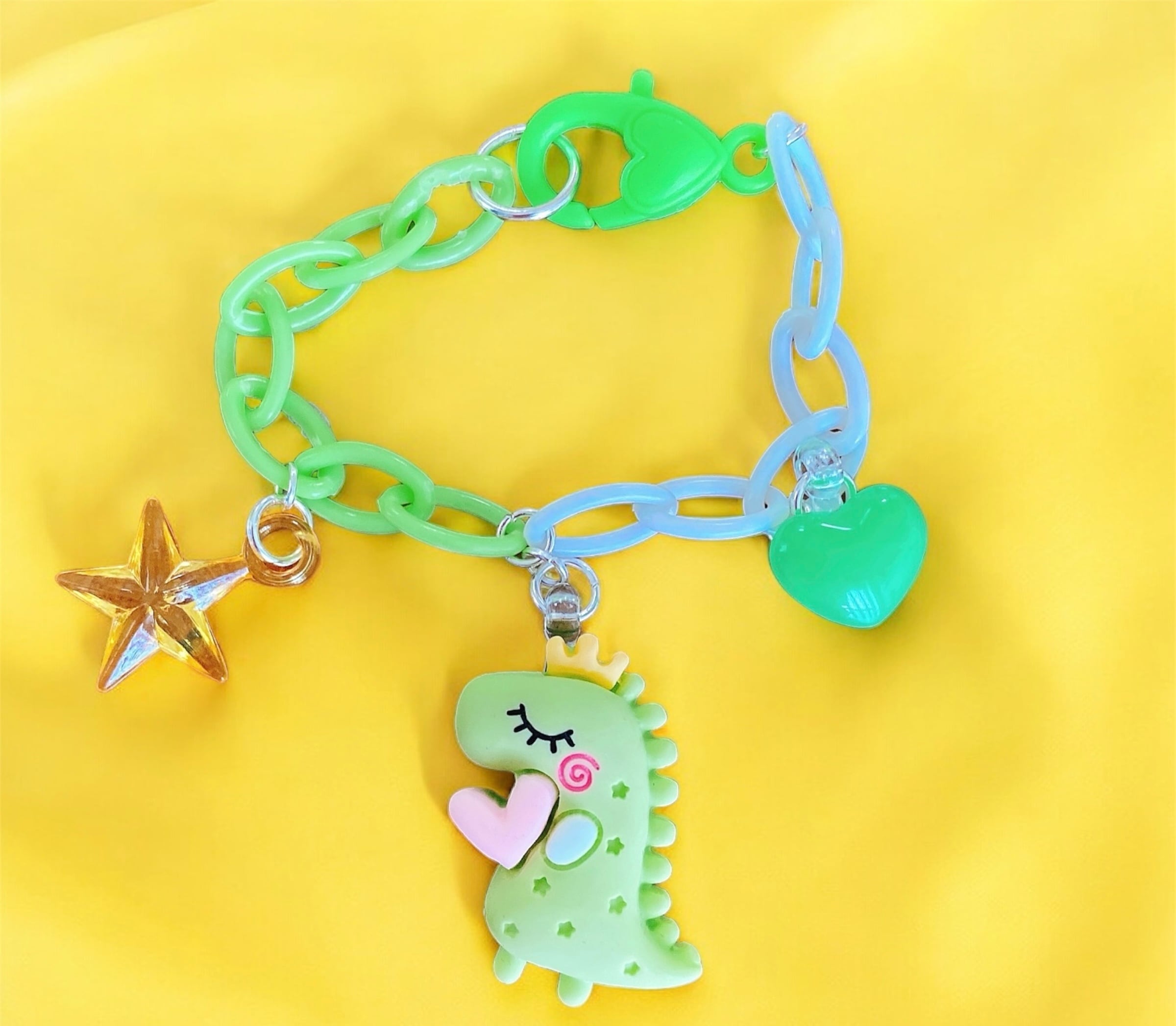 ♡バッファローピアス♡ | Pay ID