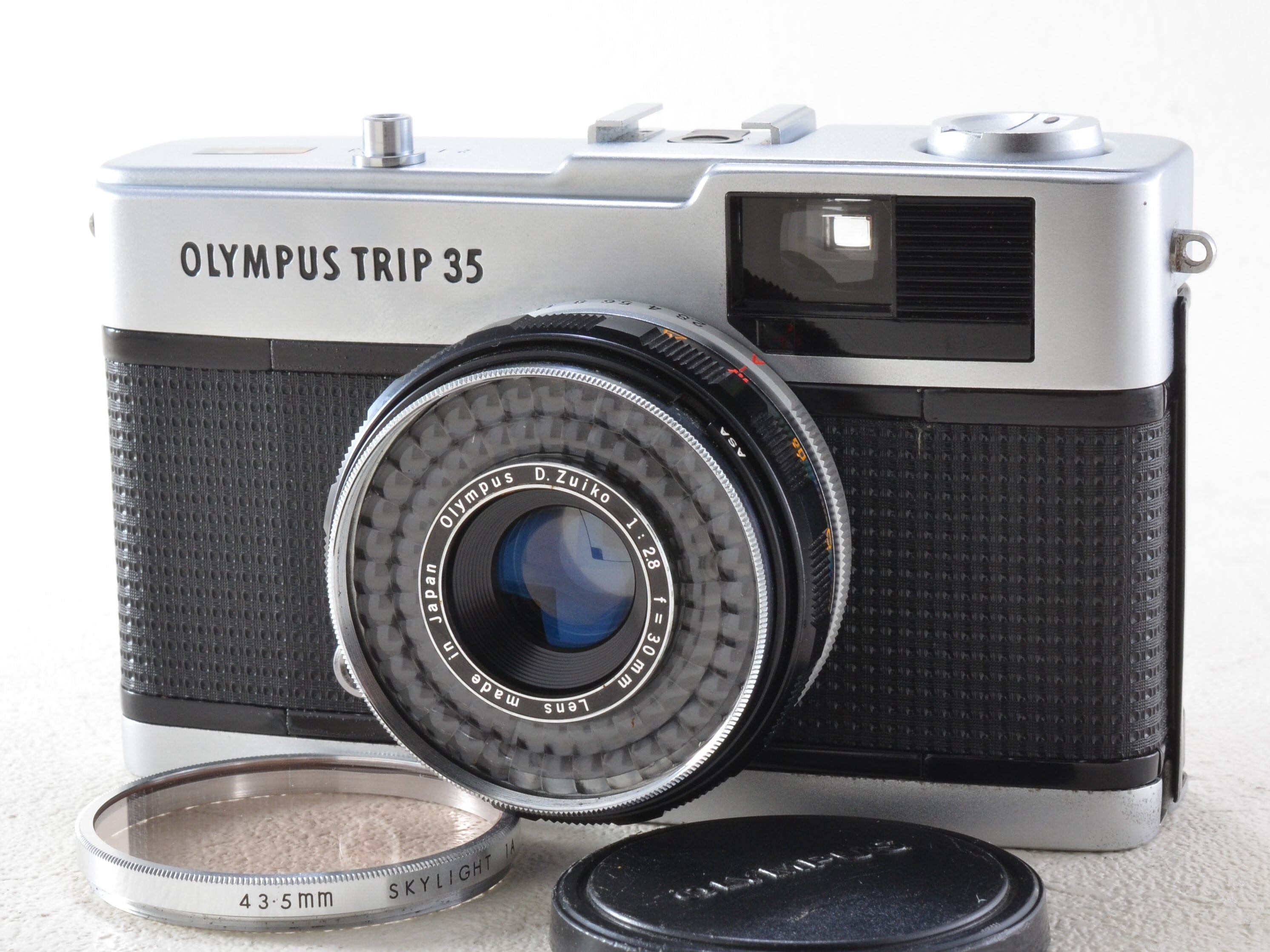 【動画あり はじめてのフィルムカメラ】OLYMPUS TRIP35 / D