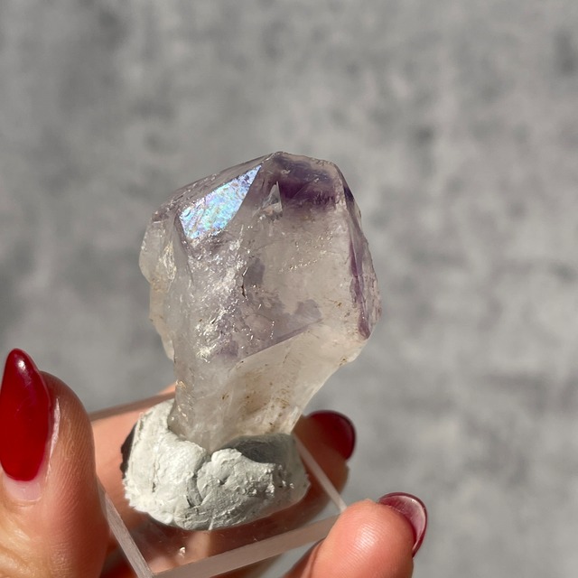 マダガスカル産 イリデッセント・アメジスト 原石｜天然干渉色（オールドコレクション）