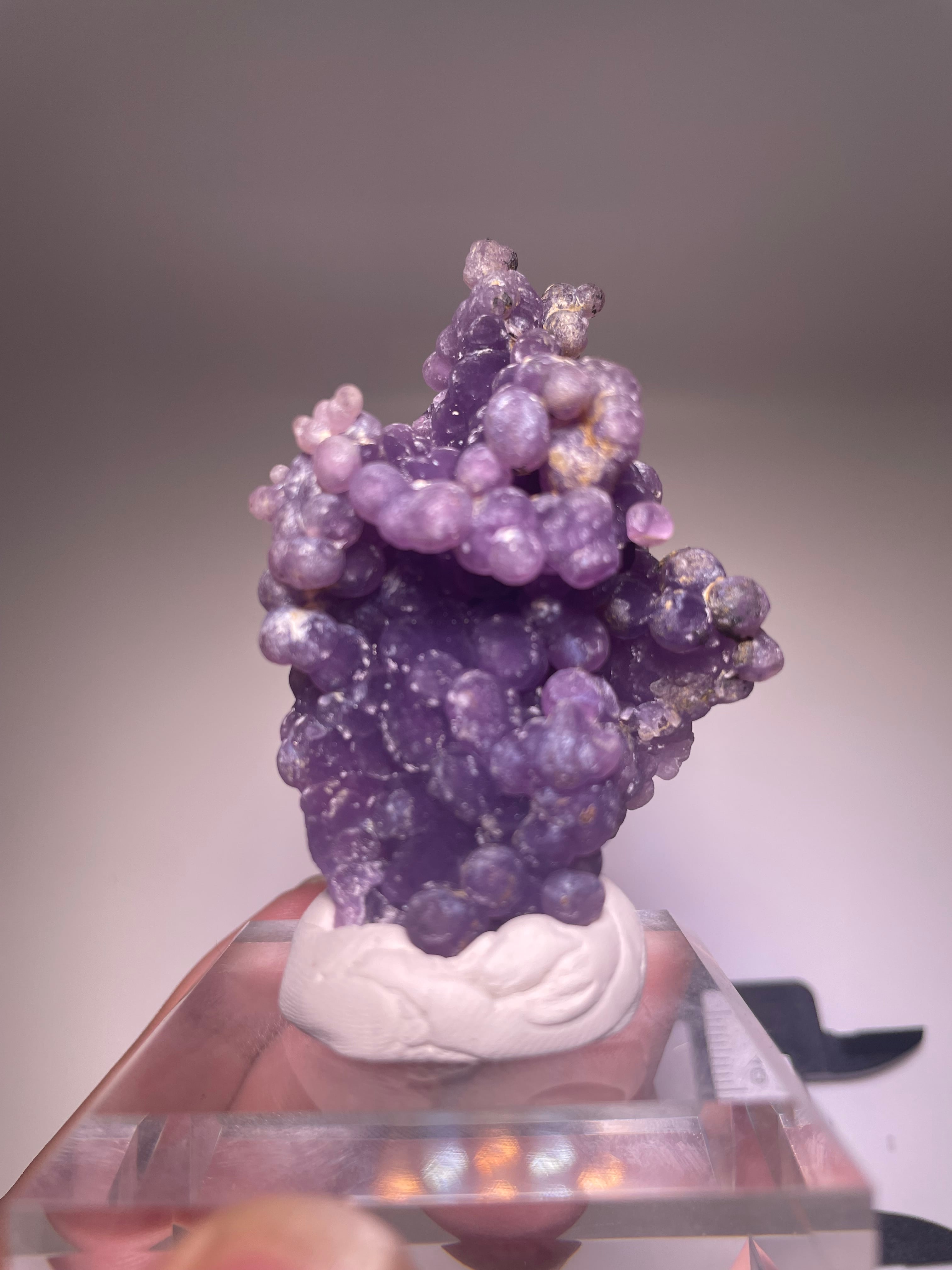 インドネシア産グレープアゲート(カルセドニー)縦46.7mm×横最大26.7mm