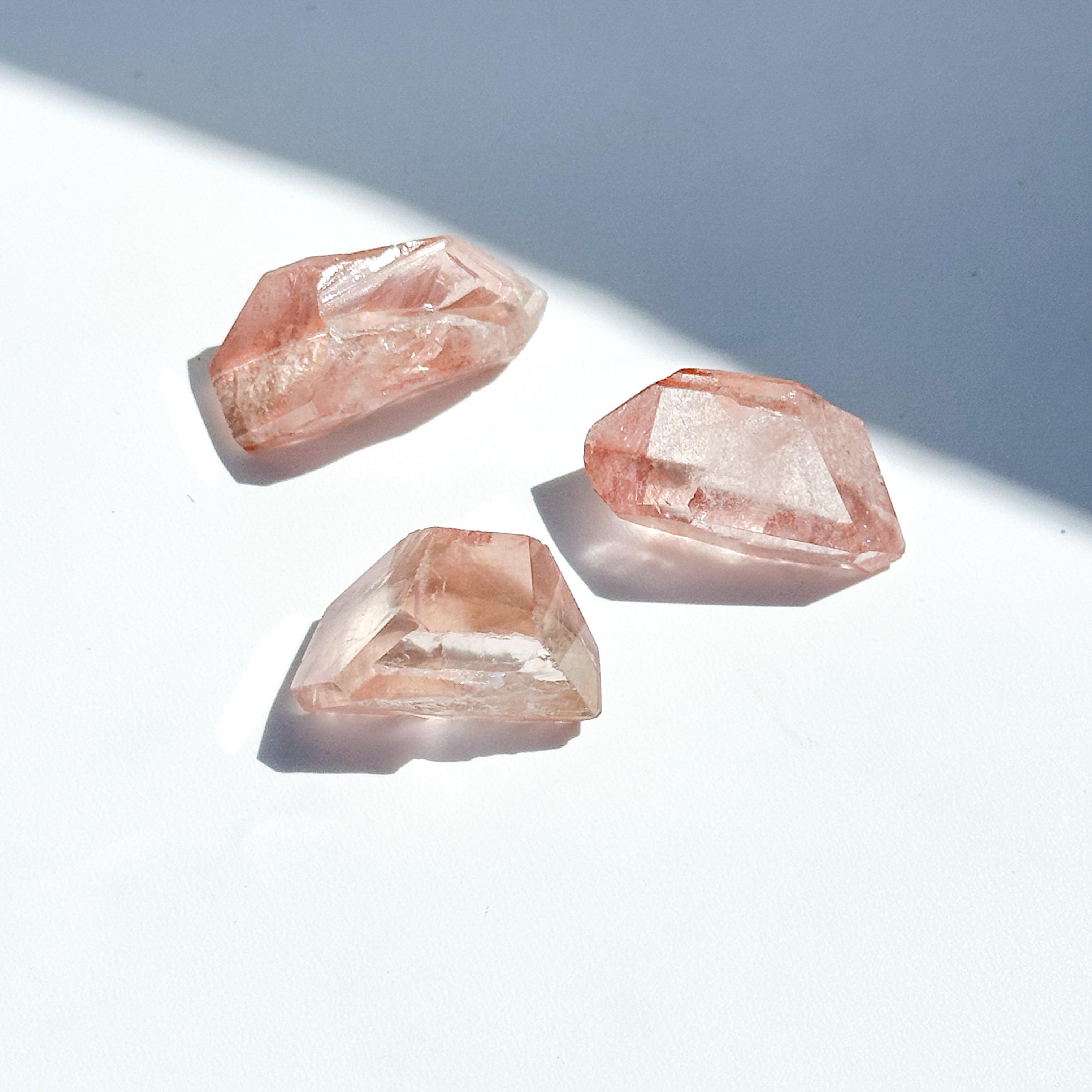 セーラ・デ・カブラル産ピンクレムリアン フリーフォーム 3個set 12◇ Pink Lemurian ◇天然石・パワーストーン・インテリア
