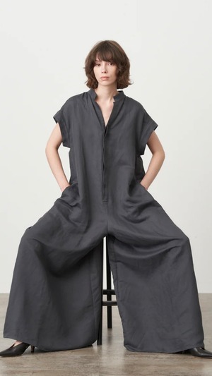 ATON -COTTON LAWN | FLARED JUMP SUIT- :BEIGE, :CHARCOAL GRAY