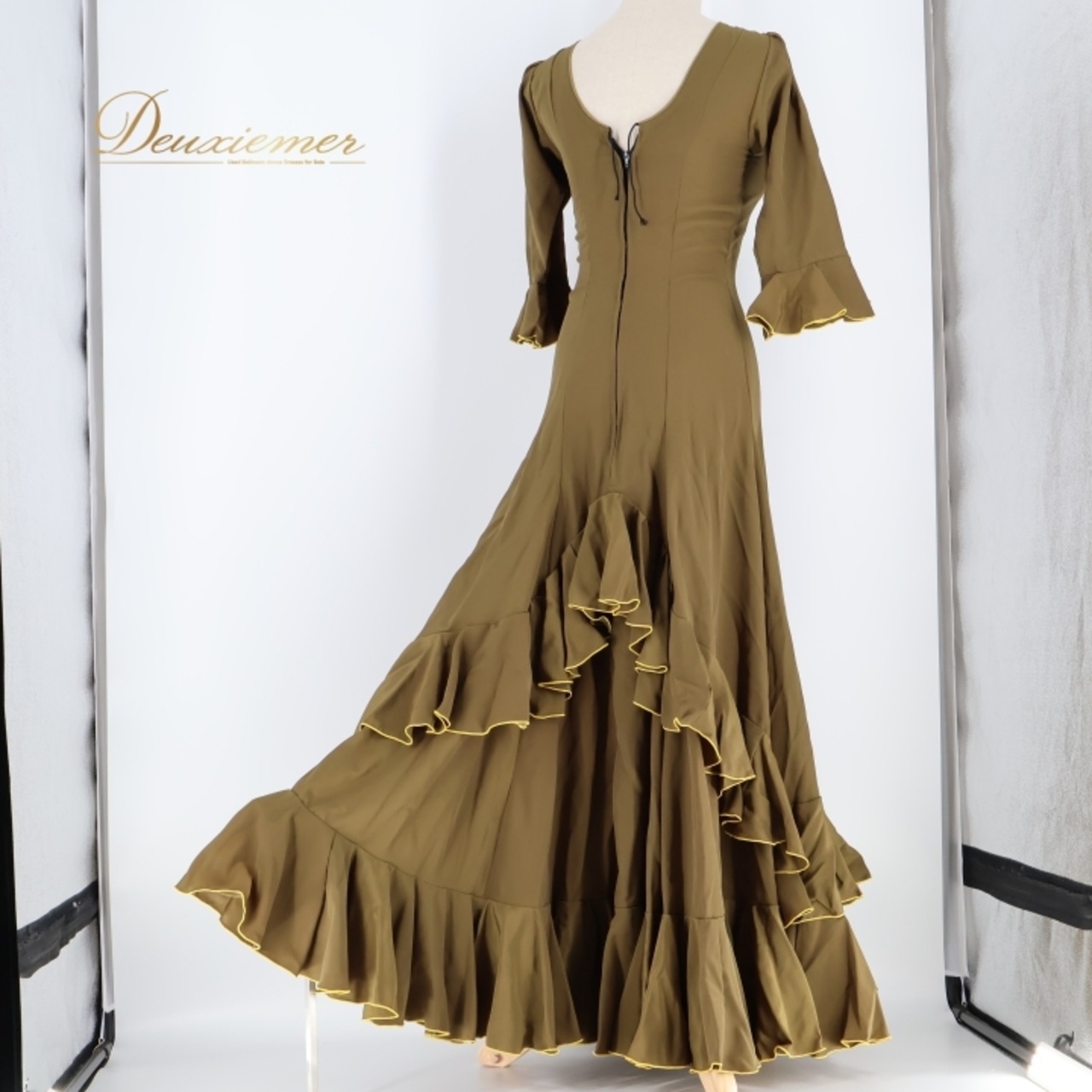 フラメンコ 衣装 ワンピース ドレス 無地 ボランテ フリル 緑 黄色 くすみ ダンス パーティ 発表会 カーキ系 おしゃれ きれい レディース 大人 エレガント おすすめ フェミニン 服装 服飾 カジュアル ダンス衣装 フラメンコ衣装 ステージ衣装 発表会衣装 シンプル 長袖 ガーリー 可愛い かわいい シンプルスタイル