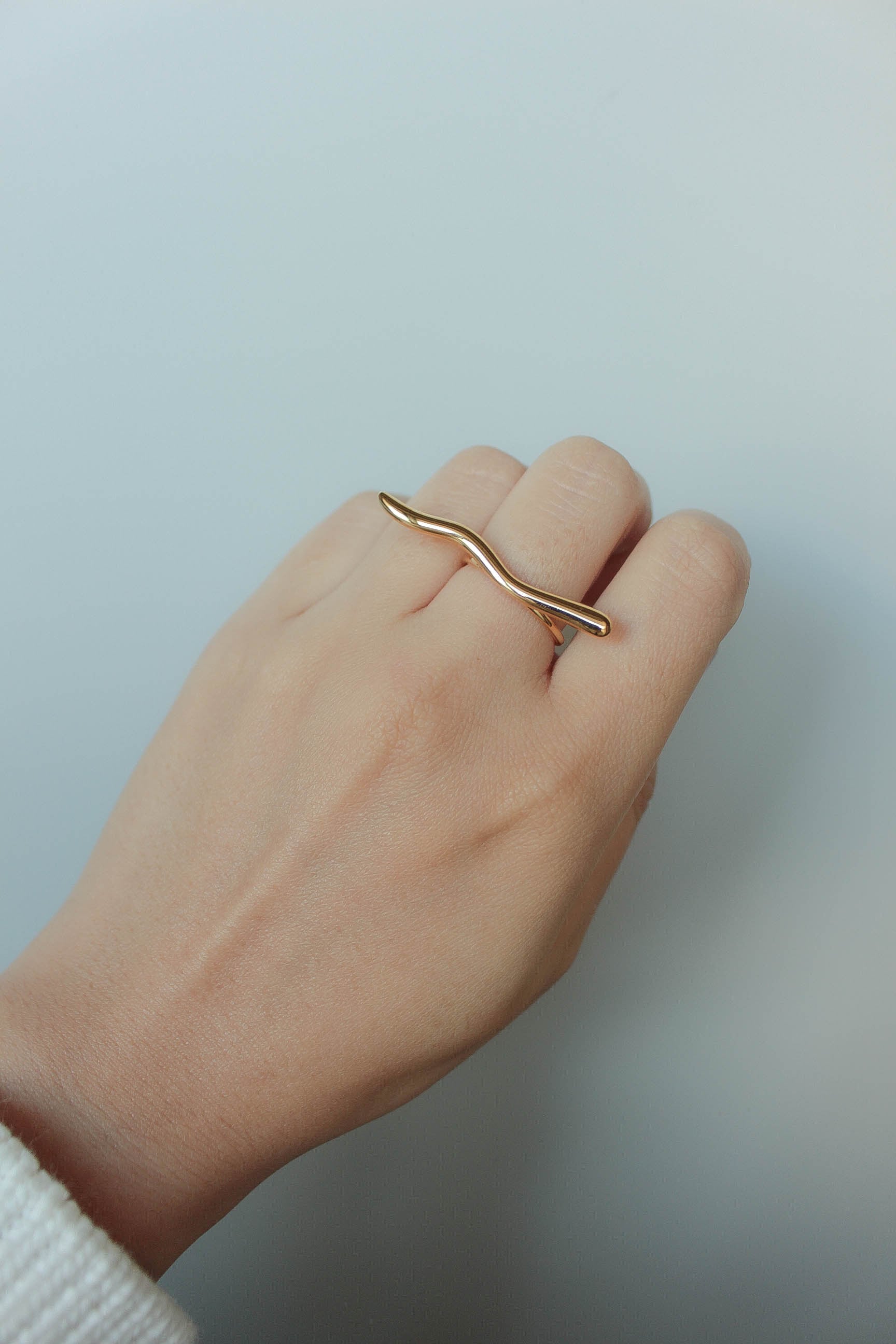 Wave Bar Ring