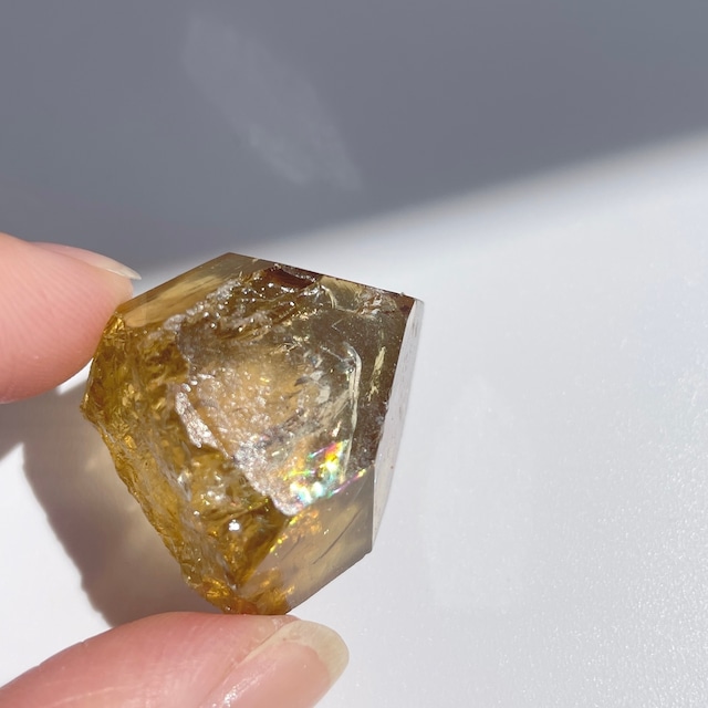 虹入り◎ クンダリーニクォーツ33◇Kundalini Quartz◇天然石・鉱物・パワーストーン