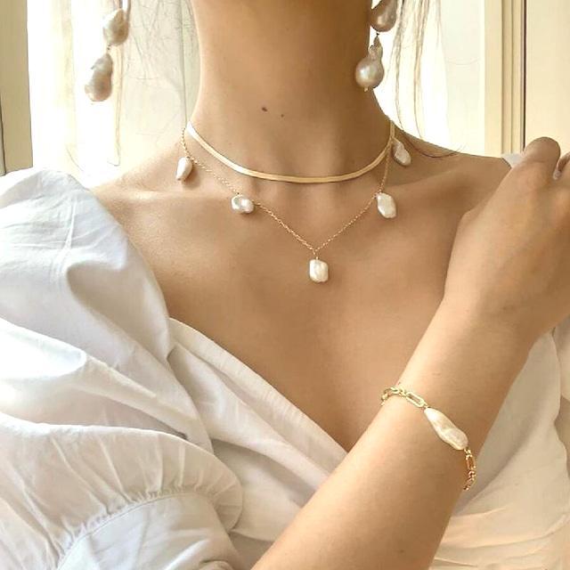 ヴィンテージ・チェーンとバロックパールのブレスレット