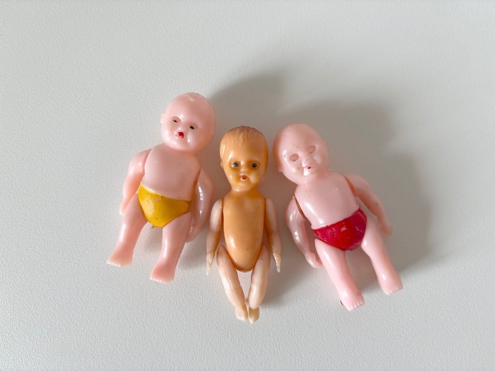 値下セルロイド人形3体不明の人形一体昭和レトロ 値下セルロイド人形3