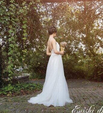 美品！ ウエディングドレス ホワイト キャミソール ミニトレーン/短  