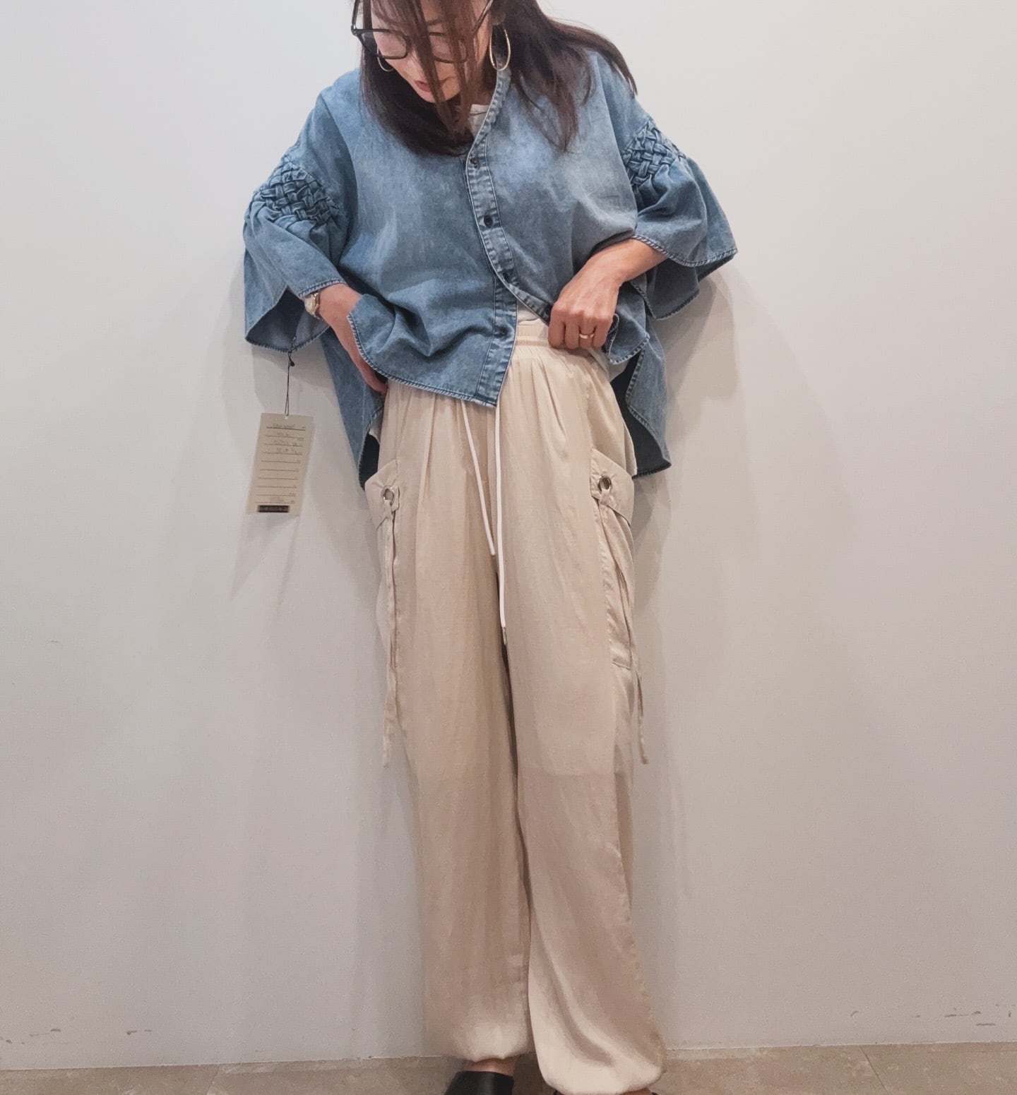 新品タグ付き⭐︎ガレナ galena GALENA　サテンカーゴパンツ モカ ガレナ galena GALENA サテンカーゴパンツ | Sister by ParisLagar