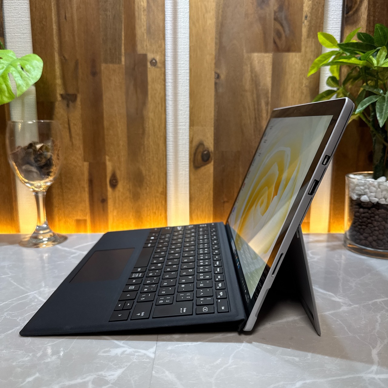 LTEモデル‼️Microsoft Surface Pro 5/Corei5 第7世代/メモリ4GB/SSD128GB/タッチパネル式/ノートパソコン