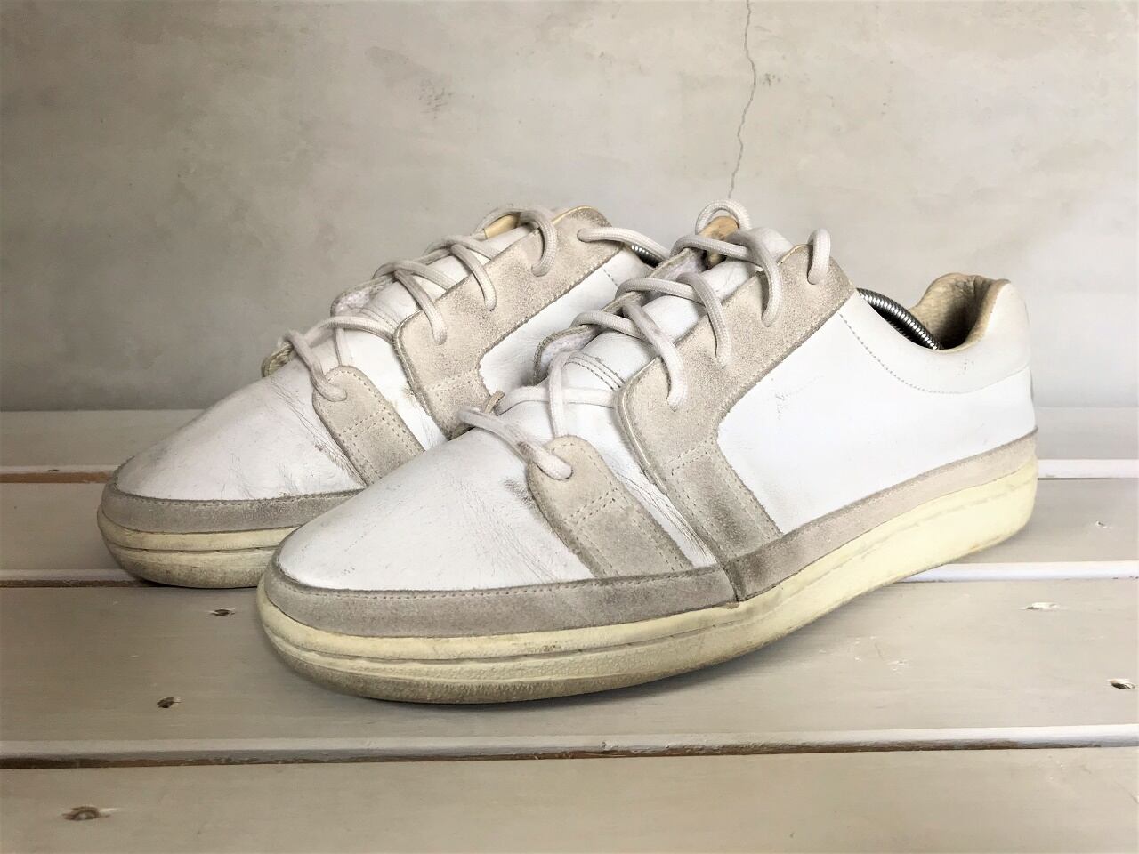 ISSEY MIYAKE MEN leather sneaker