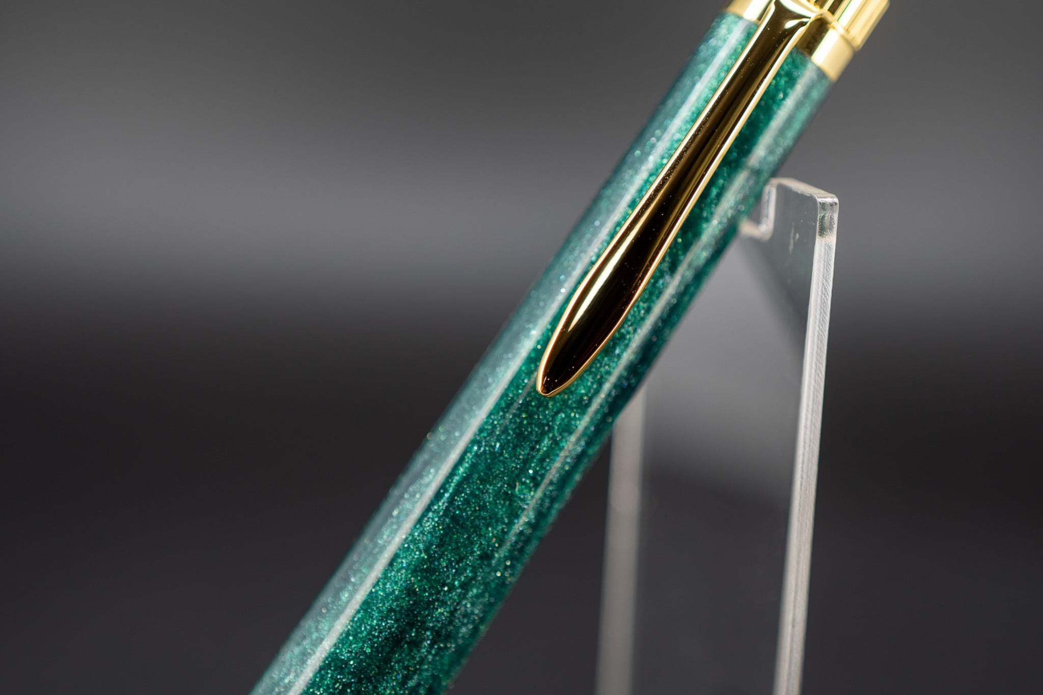 【創造性と透明美】 レジン gold MP