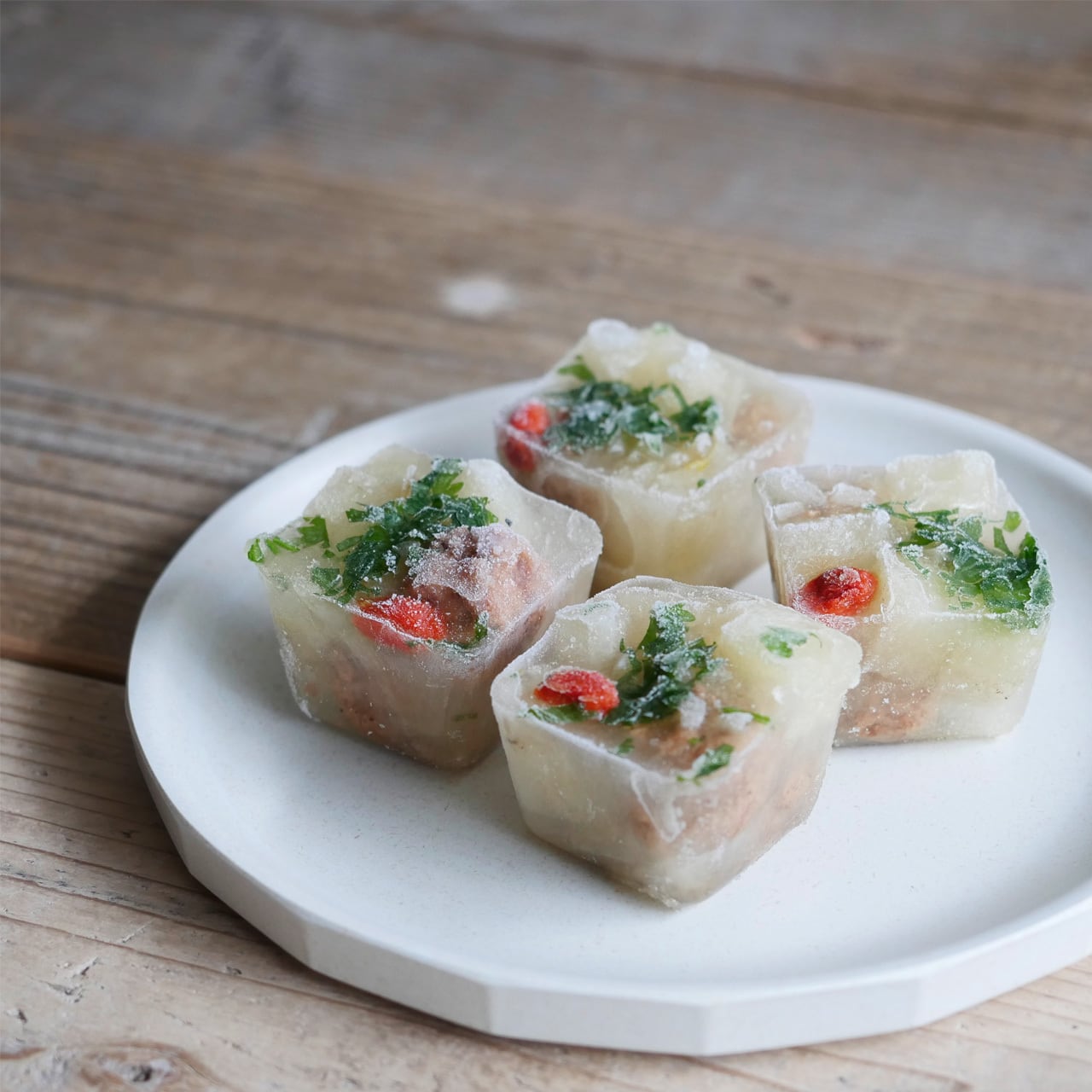 鶏団子のアジアンスープ