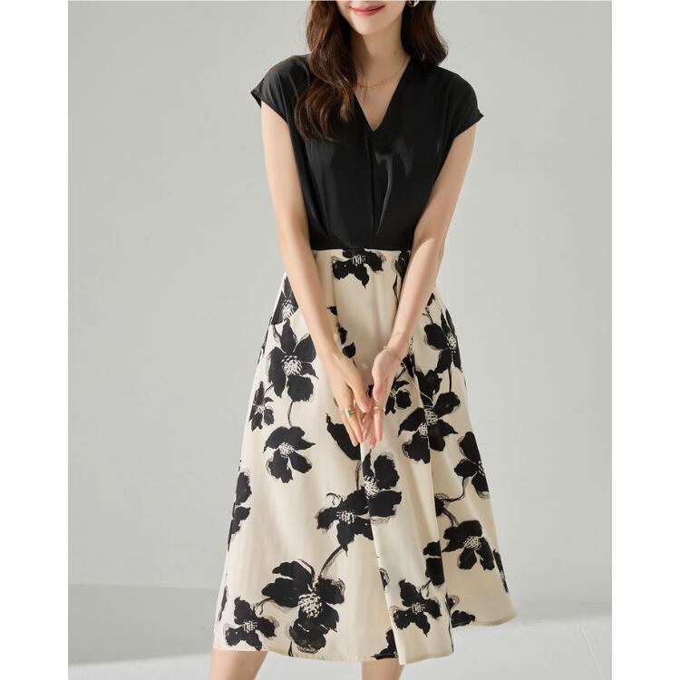 V Neck Floral Contrast Midi Dress 2603029