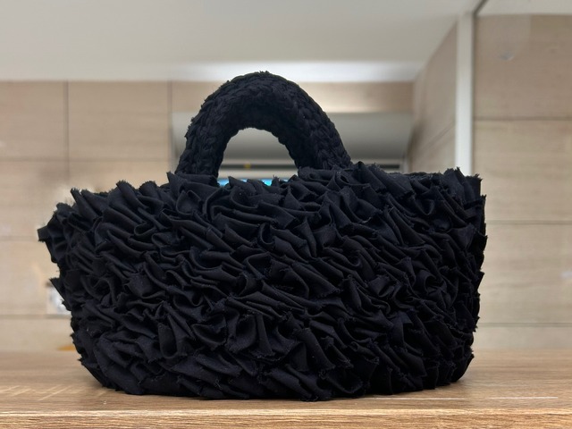 FRILL BAG　M　Black