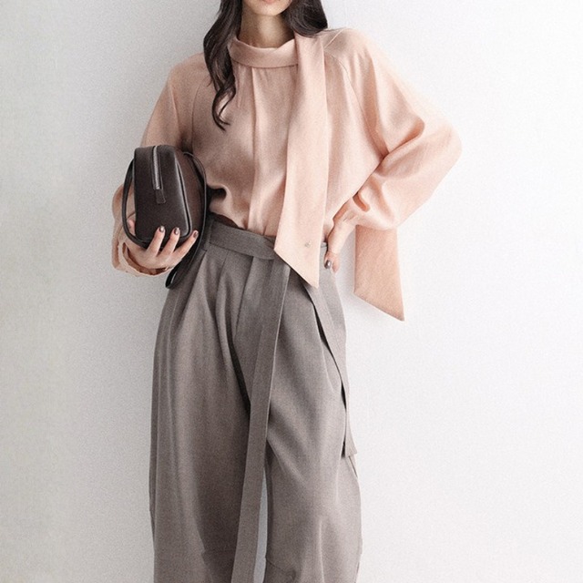 デザイナー ロングスリーブ リボントップス レディース　BM1300