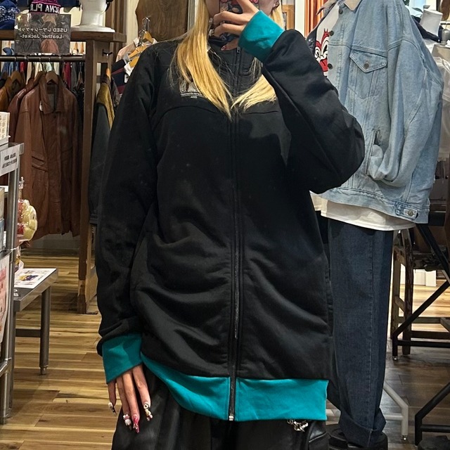 【adidas/アディダス】トラックジャケット