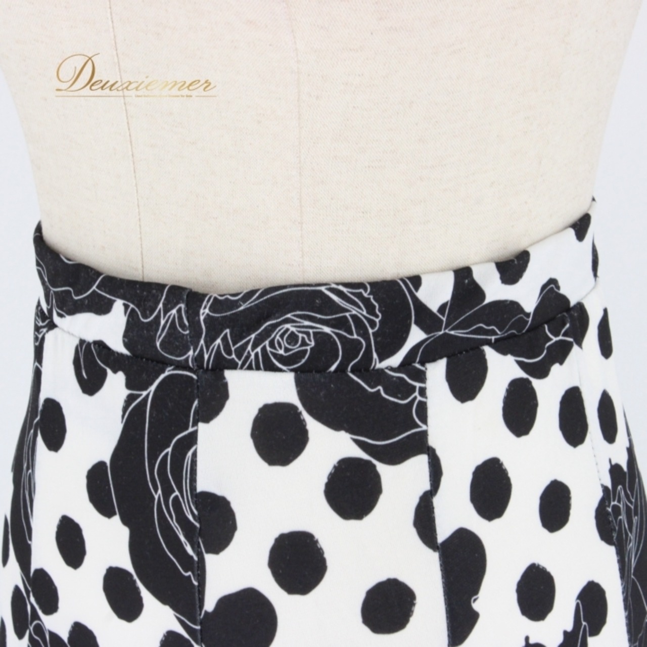 社交ダンス 衣装 スタンダード スカート レッスンウェア 水玉 黒 白 Leirena レイリーナ ホワイト系 ブラック系 花柄 バラ ドット 薔薇 レトロ おしゃれ フレアスカート お揃い かわいい カジュアル ダンス用スカート フォーマル 結婚式 パーティー お茶会 伸縮性 レディース 体型カバー シンプル ブラックドット ホワイトドット ミディ丈 薔薇柄 服飾 衣装用スカート