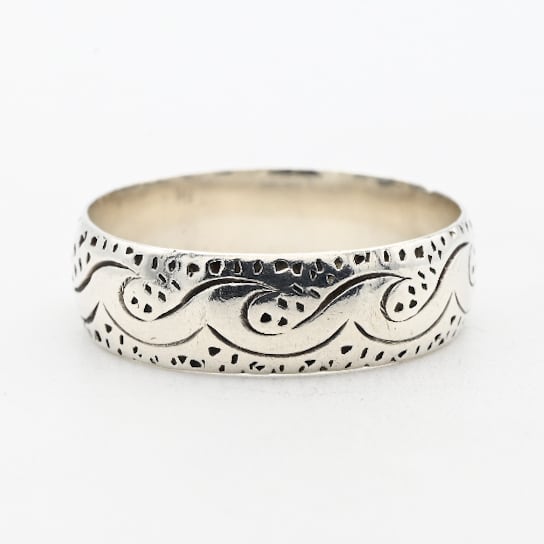 Cutting Out Abstract Wave Design Band Ring #17.5 / Denmark
