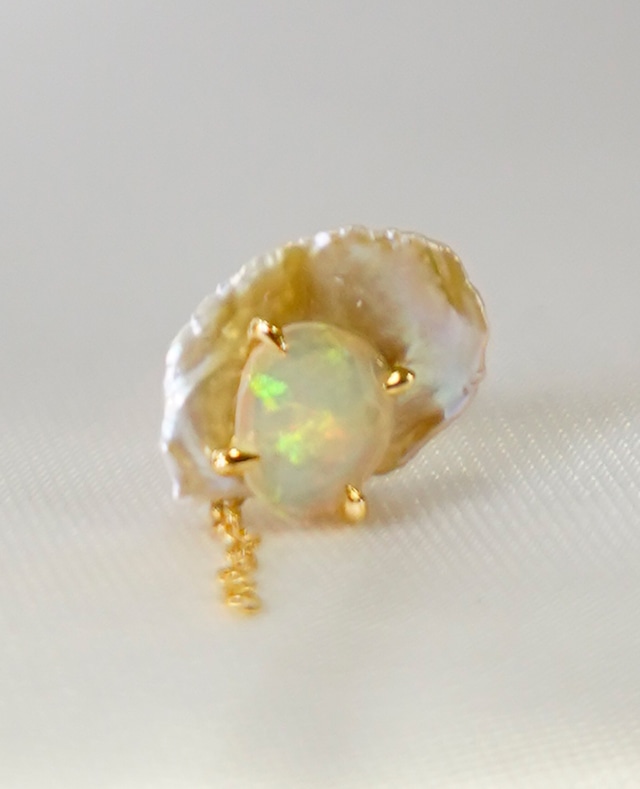 Thalatta pierced(Opal)