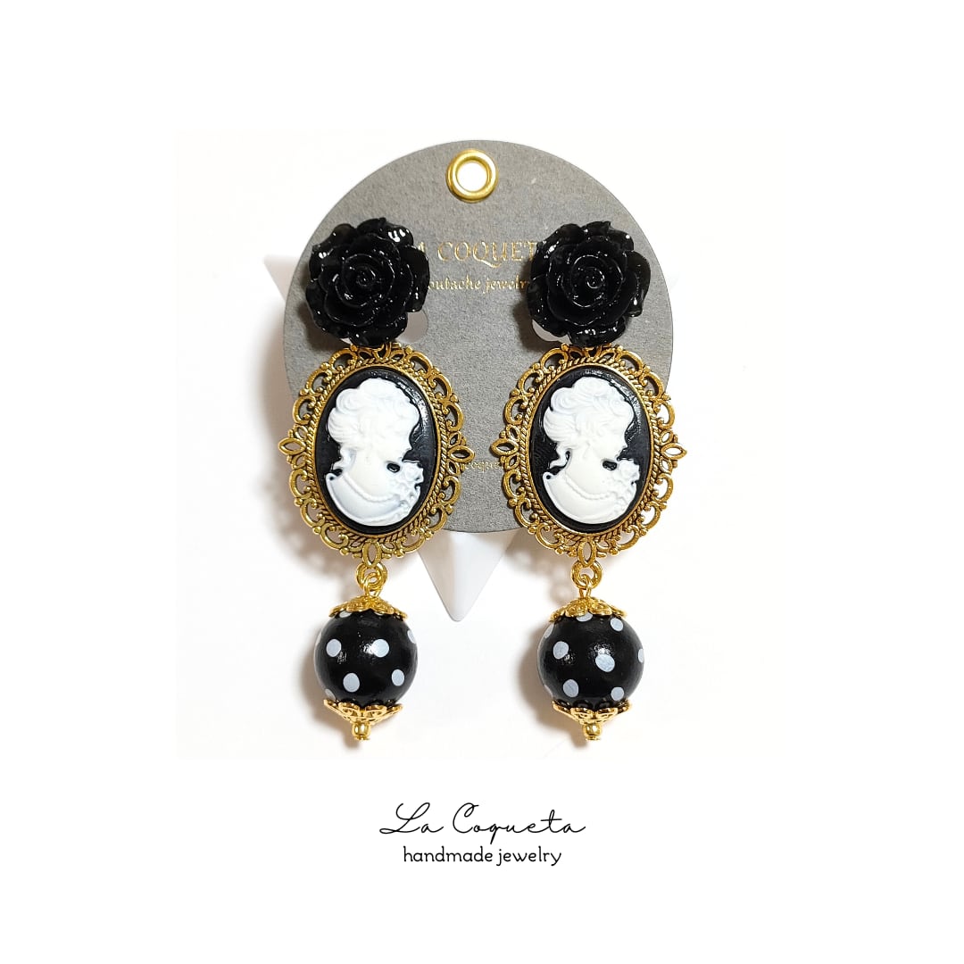 【フラメンコ用アクセサリー全28点まとめ売り】軽量ペイネタ イヤリング ピアス フラメンコ 小物 まとめ売り全20点 フローレス ペイネタ ピアス イヤリング アクセサリー コーム ダンス用 軽量 大きい 造花 プラスチック  発表会 パーティ