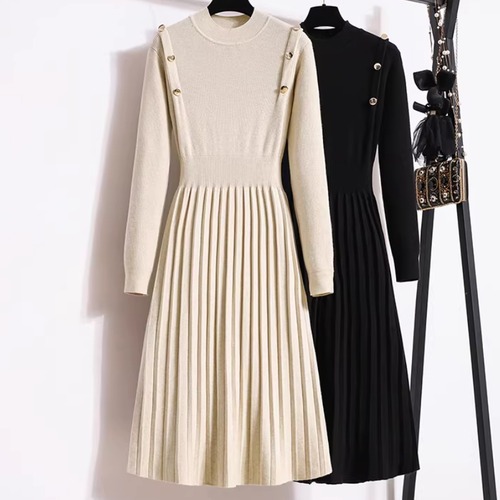 2色／ショルダーボタンプリーツニットワンピ ・73999