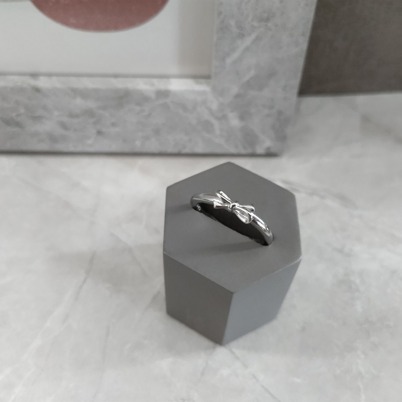 Silver Ribbon Ring